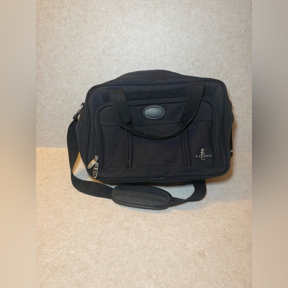 atlantic Handbags - Atlantic Black Travel Shoulder Computer Laptop Electronic Bag 3 Zipper Pockets